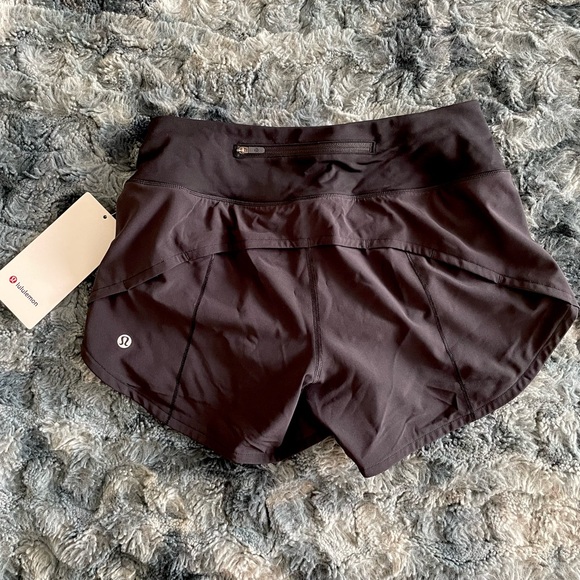 Lululemon shorts - Picture 5 of 5